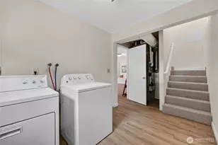 4042 5th Ave NE, Seattle, WA 98105 - Photo 33