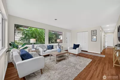 4042 5th Avenue NE, Seattle, WA 98105 - Photo 9