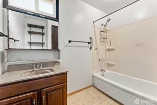 7955 29th Ave SW, Seattle, WA 98126 - Photo 9