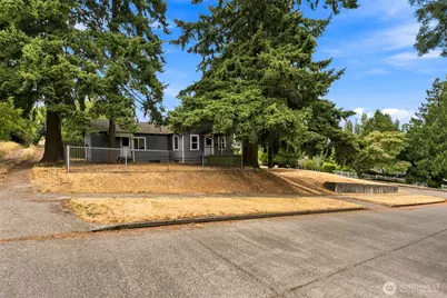 7955 29th Avenue SW, Seattle, WA 98126 - Photo 3