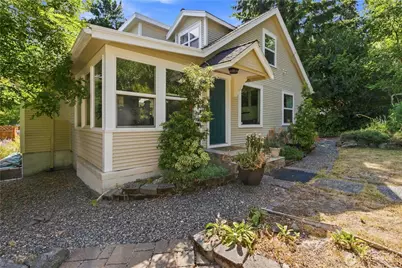 14350 Corliss Avenue N, Seattle, WA 98133 - Photo 7