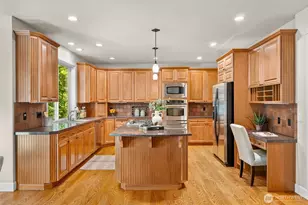 9545 NE Idel Weis Ct, Bainbridge Island, WA 98110 - Photo 15