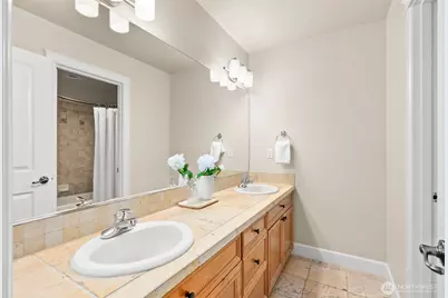 9545 NE Idel Weis Court, Bainbridge Island, WA 98110 - Photo 31