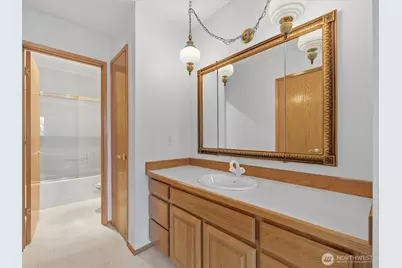 8809 Earl Avenue NW, Seattle, WA 98117 - Photo 13