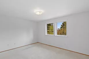 8809 Earl Ave NW, Seattle, WA 98117 - Photo 11