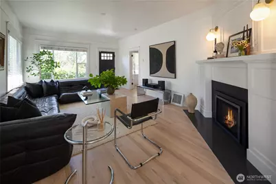 716 32nd Avenue, Seattle, WA 98122 - Photo 9