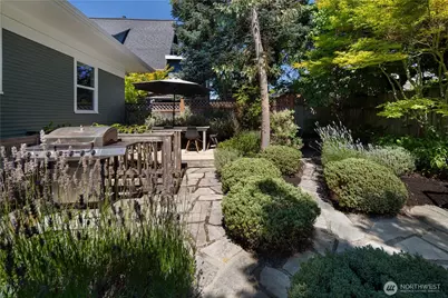 716 32nd Avenue, Seattle, WA 98122 - Photo 33