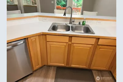 405 118 Street E, Tacoma, WA 98445 - Photo 9