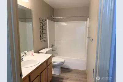 405 118 Street E, Tacoma, WA 98445 - Photo 19