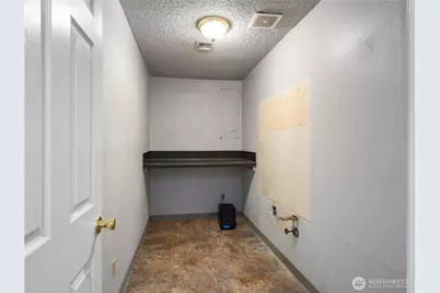 3102 Bridgeport Way W, University Place, WA 98466 - Photo 21