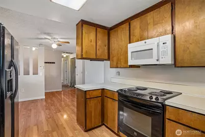 20601 Church Lake Drive E, Bonney Lake, WA 98391 - Photo 7