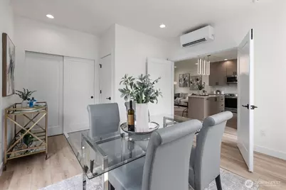 10326 B Ashworth Avenue N, Seattle, WA 98133 - Photo 5