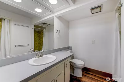 5038 California Avenue SW #1, Seattle, WA 98136 - Photo 13