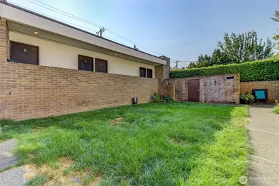 5038 California Avenue SW #1, Seattle, WA 98136 - Photo 19