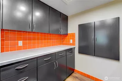 5038 California Avenue SW #1, Seattle, WA 98136 - Photo 9