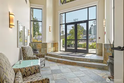 3150 W Government Way #201, Seattle, WA 98199 - Photo 3