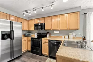 3409 156th St SW, Lynnwood, WA 98087 - Photo 5