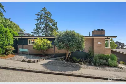 5407 SW Beach Drive Terrace, Seattle, WA 98116 - Photo 1