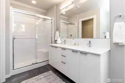 13870 16th Avenue E #111, Tacoma, WA 98445 - Photo 15