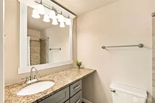 9815 Holly Dr, Everett, WA 98204 - Photo 15