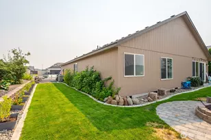 811 7th Ave NE, Ephrata, WA 98823 - Photo 5