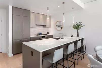 2510 6th Avenue #3401, Seattle, WA 98121 - Photo 11