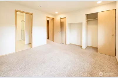 818 138th Street E, Tacoma, WA 98445 - Photo 5
