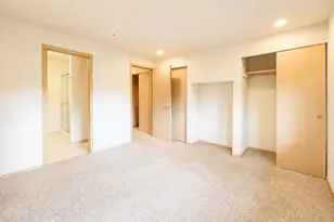 818 138 St E, Tacoma, WA 98445 - Photo 5