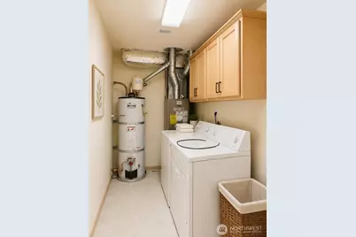 818 138th Street E, Tacoma, WA 98445 - Photo 9