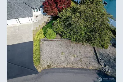 8422 Kaster Drive NE, Bremerton, WA 98311 - Photo 3
