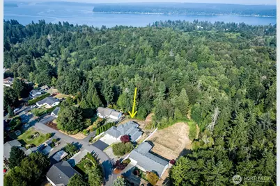 8422 Kaster Drive NE, Bremerton, WA 98311 - Photo 39