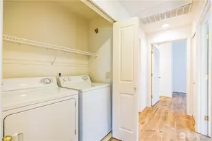 23790 SE Summerhill Ln, Issaquah, WA 98029 - Photo 17