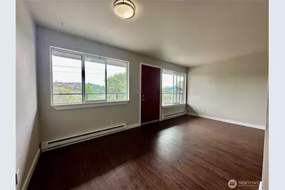 2515 Thorndyke Avenue W, Seattle, WA 98199 - Photo 13