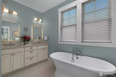 286 Compass Street, Pacific Beach, WA 98571 - Photo 23