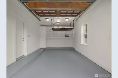 1007 W Newell Street, Seattle, WA 98119 - Photo 37