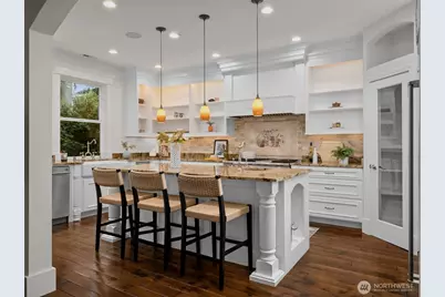 1007 W Newell Street, Seattle, WA 98119 - Photo 13