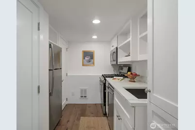 1007 W Newell Street, Seattle, WA 98119 - Photo 35