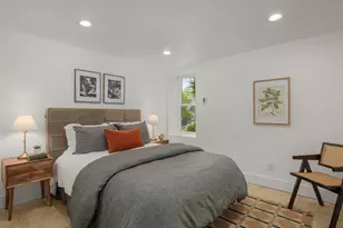 1007 W Newell St, Seattle, WA 98119 - Photo 33