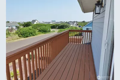 1102 Fairwood Drive SW, Ocean Shores, WA 98569 - Photo 37
