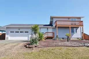 1102 Fairwood Dr SW, Ocean Shores, WA 98569 - Photo 11