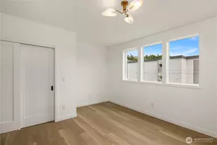 3638 Greenwood Ave N, Seattle, WA 98103 - Photo 11