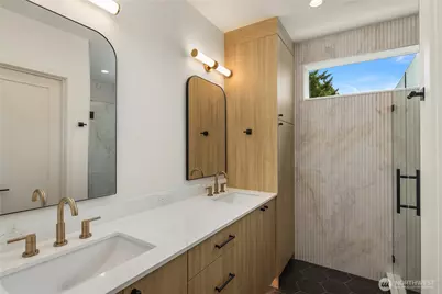 3638 Greenwood Avenue N #A, Seattle, WA 98103 - Photo 13