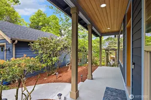 1905 NE 125th St, Seattle, WA 98125 - Photo 25