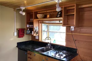 624 W Ewing St, Seattle, WA 98119 - Photo 7