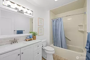 515 Lake St S, Kirkland, WA 98033 - Photo 17
