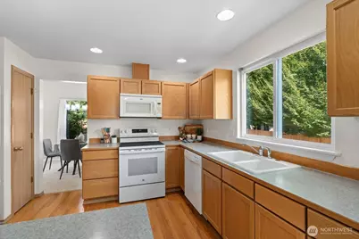 9605 17th Place NE, Lake Stevens, WA 98258 - Photo 11