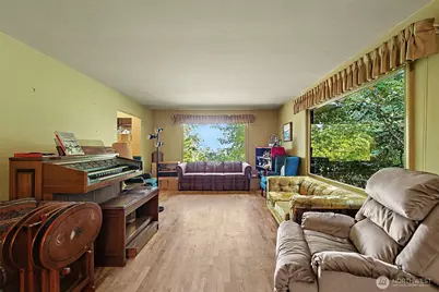 7508 Woodland Avenue E, Puyallup, WA 98371 - Photo 9