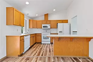 14921 93rd Ave E, Puyallup, WA 98375 - Photo 5