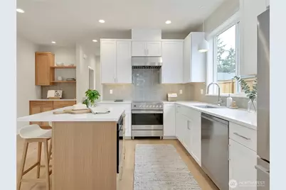 1413 A N 48th Street, Seattle, WA 98103 - Photo 5
