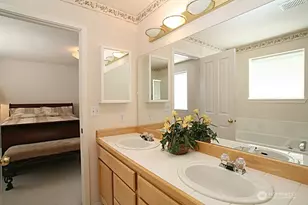 4012 122nd Ave SE, Bellevue, WA 98006 - Photo 5